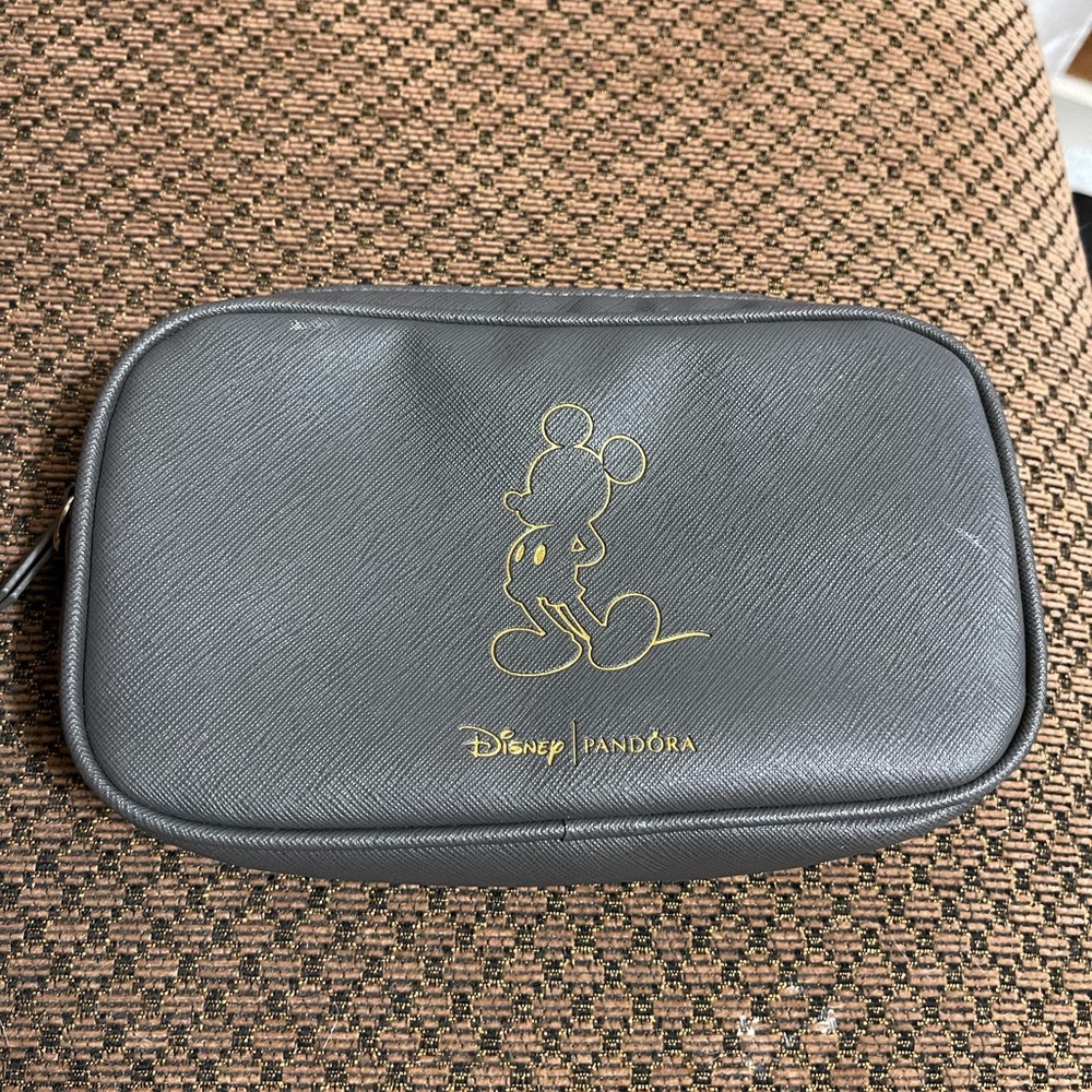 Disney x Pandora Mickey Mouse Jewelry Makeup Cosmetic Travel Case